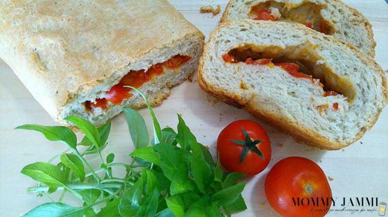Ψωμί με ντομάτα και ρίγανη