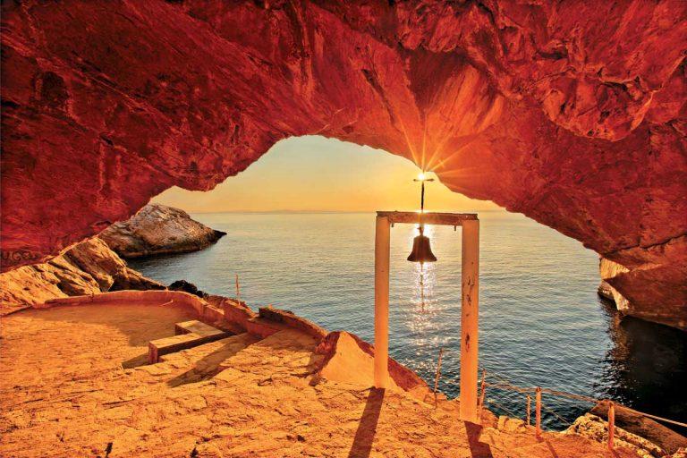 Άλλη μια χρονιά που δεν θα πάμε στην Ανάσταση με την κόρη μου