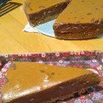apithani-tarta-me-mpiskoto-sokolata-kai-fystikovoytyro
