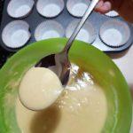 cupcakes-vanilias-me-frosting-sokolatas-me-krema-tyri-mommyjammi2