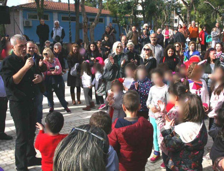 Χριστουγεννιάτικες εκδηλώσεις στην πλατεία Πηγάδας Πειραιά