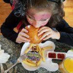 halloween-party-sto-hard-rock-cafe-gia-mikrous-kai-megalous-mommyjammi13