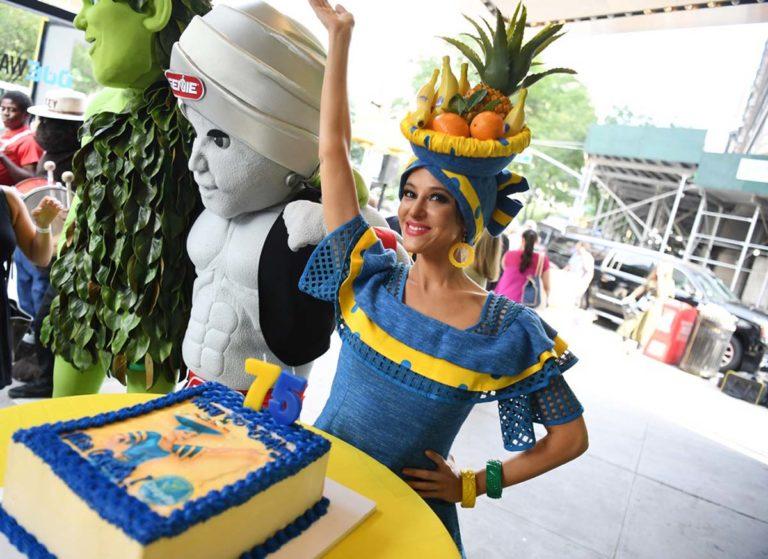 Η Chiquita γιορτάζει την 75η επέτειο της Miss Chiquita