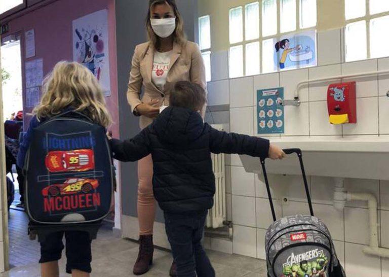 14 Σεπτεμβρίου ανοίγουν τα σχολεία, τα μέτρα προφύλαξης για μαθητές και εκπαιδευτικούς