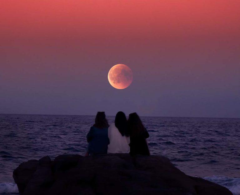 Η Πανσέληνος στις 2/ 9 θα φέρει ευχάριστες εκπλήξεις σε κάποια ζώδια