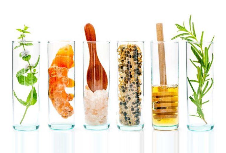 Parabens: Τι είναι και ποιος είναι ο ρόλος τους;