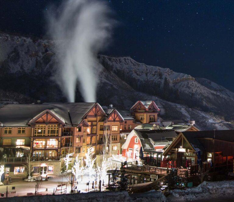 Χριστούγεννα 2023: Φθηνοί προορισμοί της τελευταίας στιγμής – Από 100€ οι 4 διανυκτερεύσεις