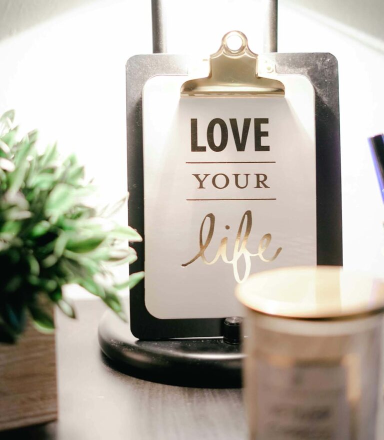 Πώς να ξεφύγουμε από την αλλοτρίωση μας