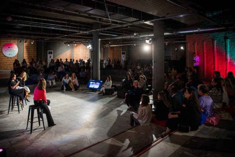 W-ACTION: Η νέα ψηφιακή πλατφόρμα που σπάει τα στεγανά.