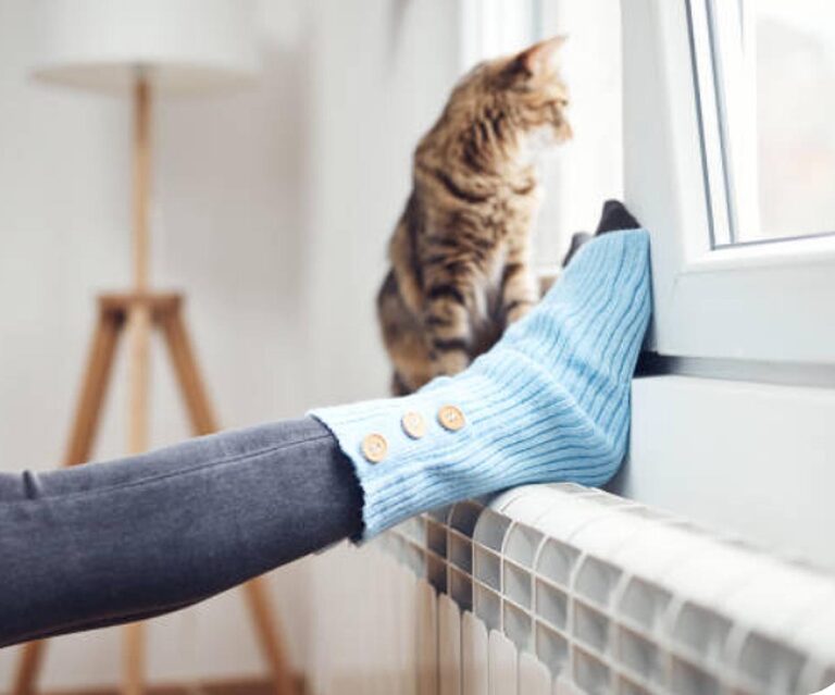 Άνοιξε η πλατφόρμα για το επίδομα θέρμανσης: Δικαιούχοι, αιτήσεις και προθεσμίες