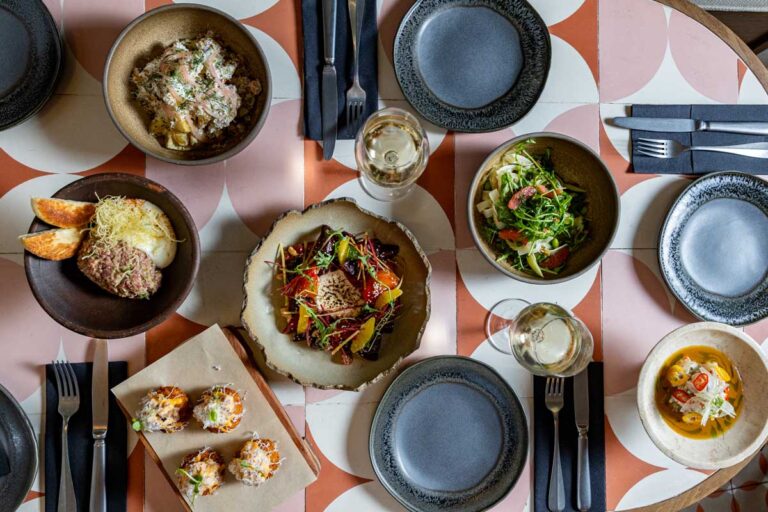 Yphes: Το μικρό γαστρονομικό διαμαντάκι στο κέντρο της Αθήνας.